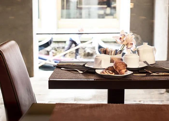 Violino D'oro ホテル ヴェネツィア